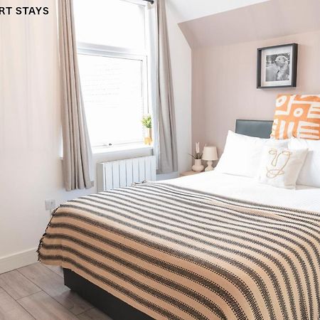 Luxury Stadium Place - Fast Wifi - Free Parking Cardiff Exterior photo