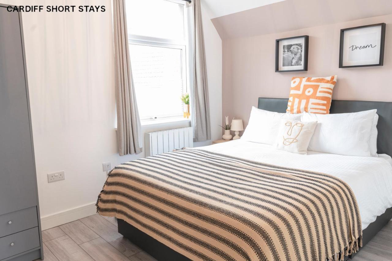 Luxury Stadium Place - Fast Wifi - Free Parking Cardiff Exterior photo